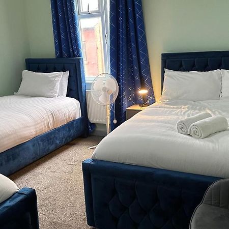 Homestay In Уолсал Екстериор снимка